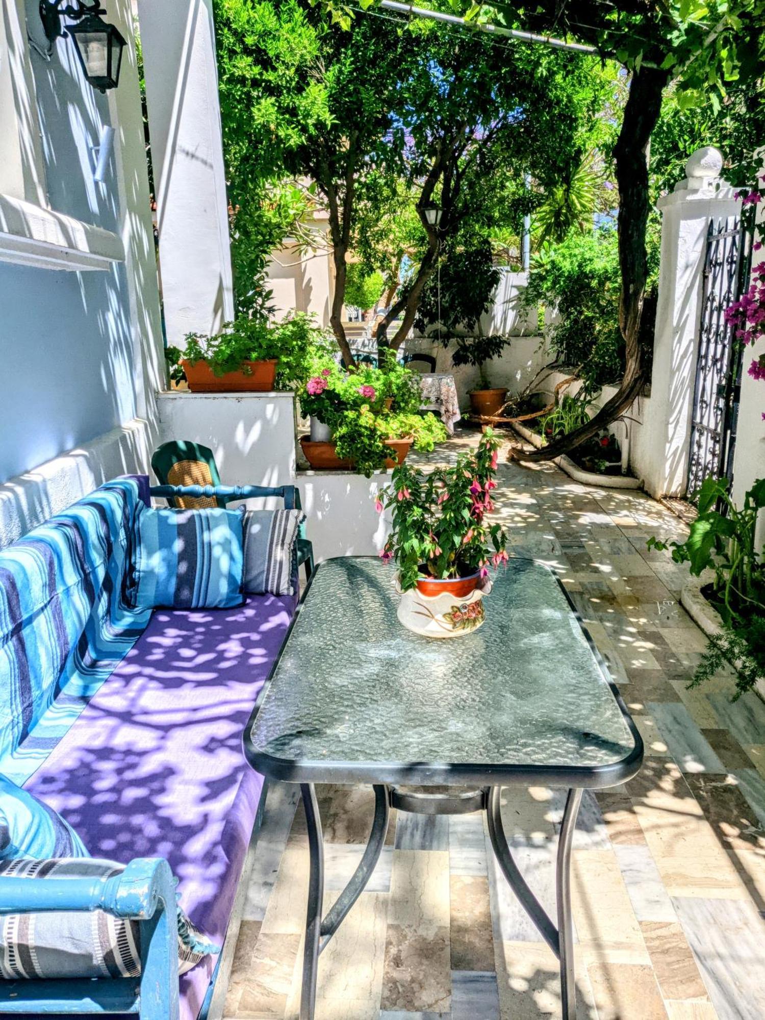 House With Garden In City Of Rhodes Rhodes City 外观 照片